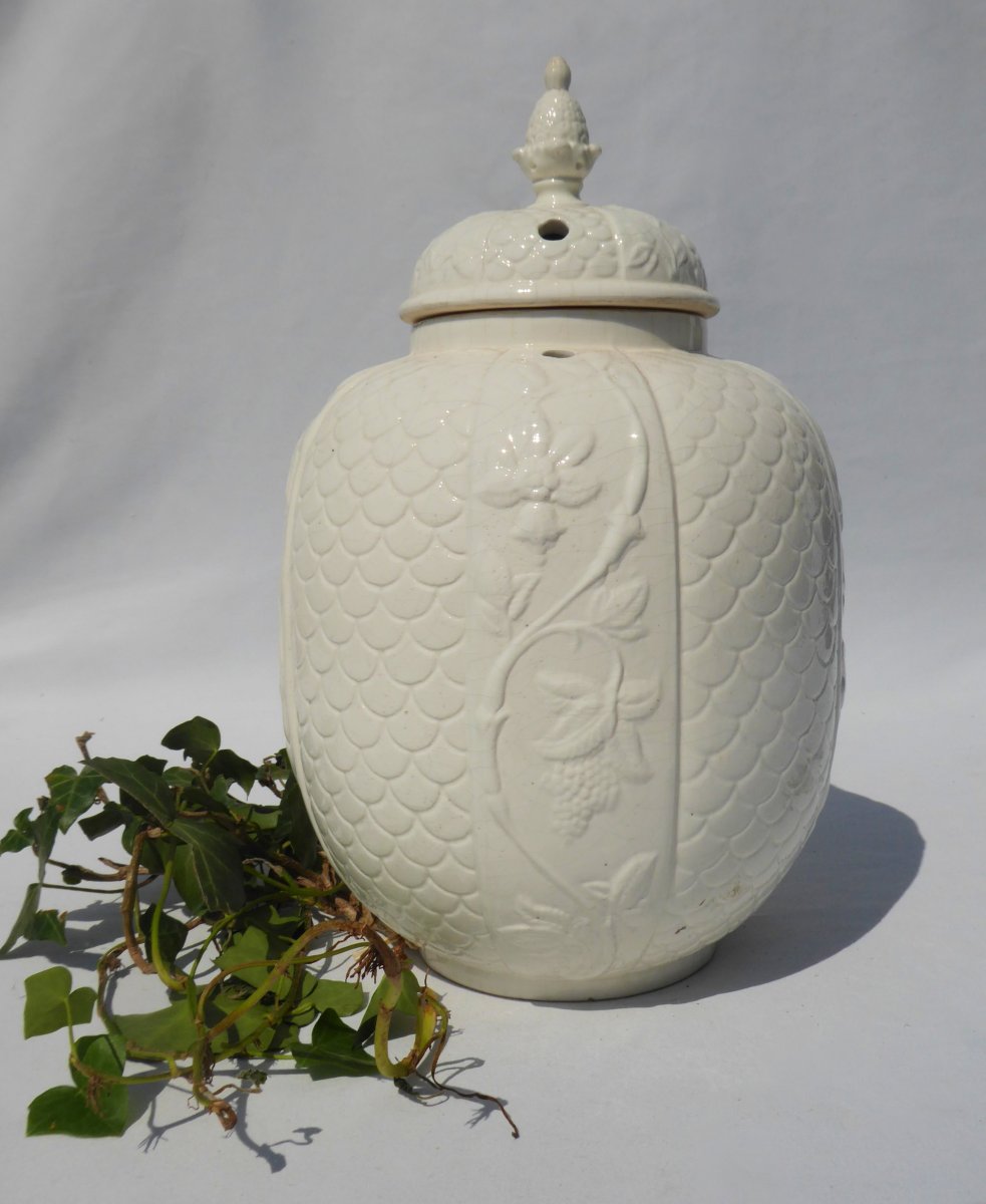 Grand Vase Couvert / Pot Pourris Faience / Porcelaine De Saint Cloud XVIIIe Brule Parfum