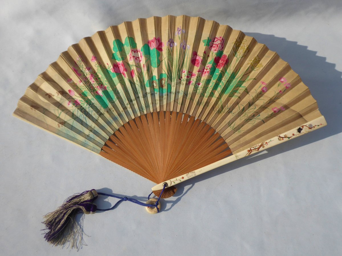 Fan From Japan, Wood Frame, Ivory & Mother Of Pearl 1890 Fan Print Asia XIXth