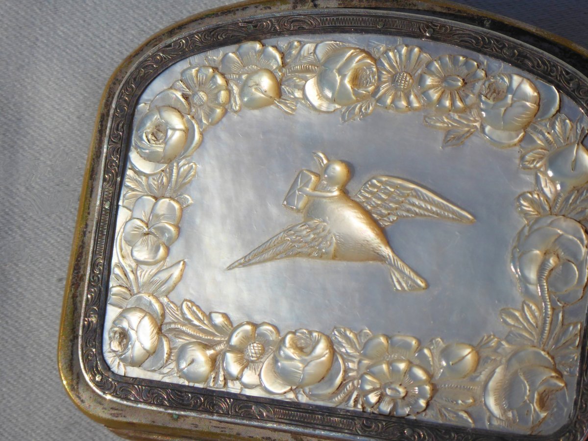 Wallet In Engraved Mother Of Pearl Decor Dove Love Eighteenth Style Napoleon III Wedding-photo-1