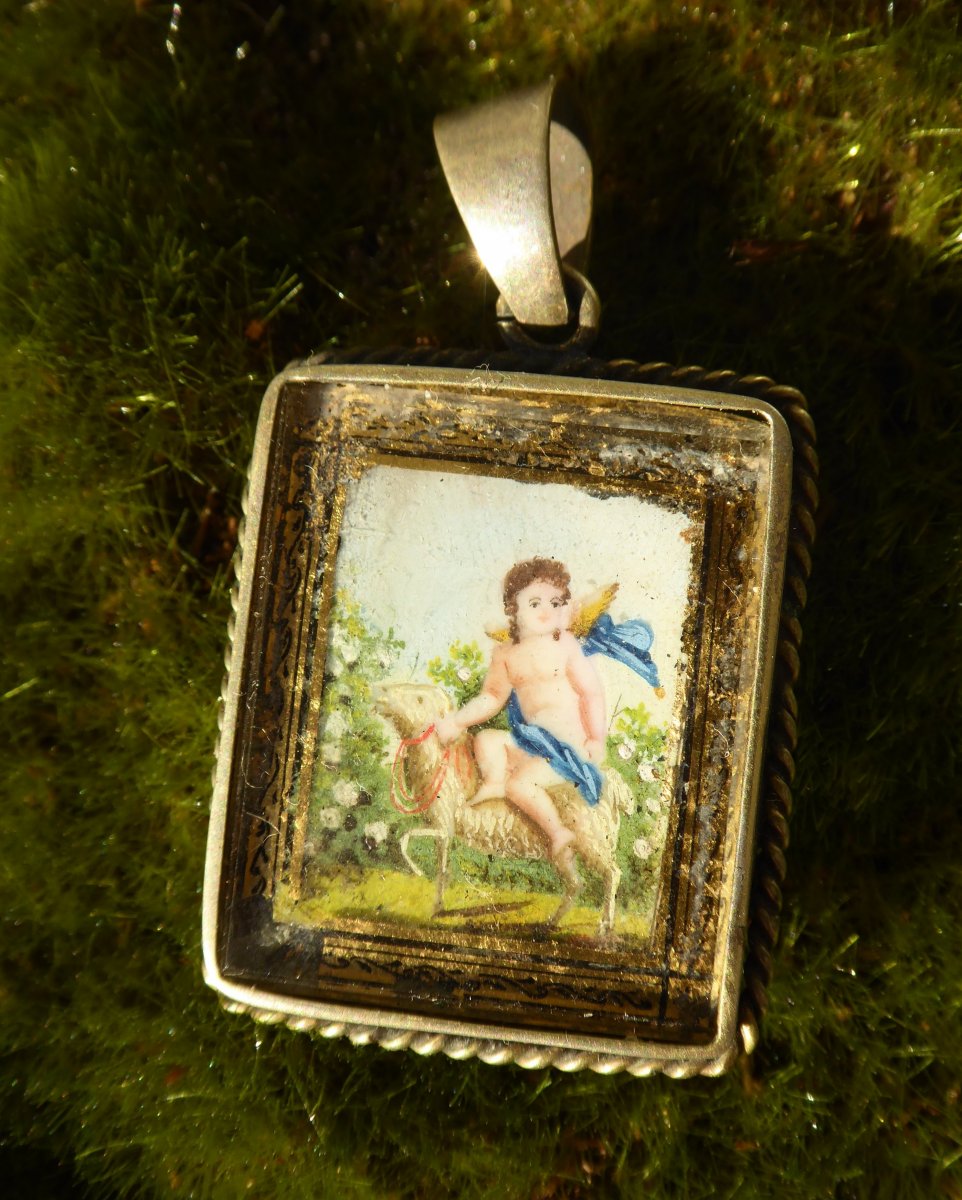 Medallion / Pendant Miniature Painting On Ivory, Cherub & Sheep Jewel Style Eighteenth Nineteenth