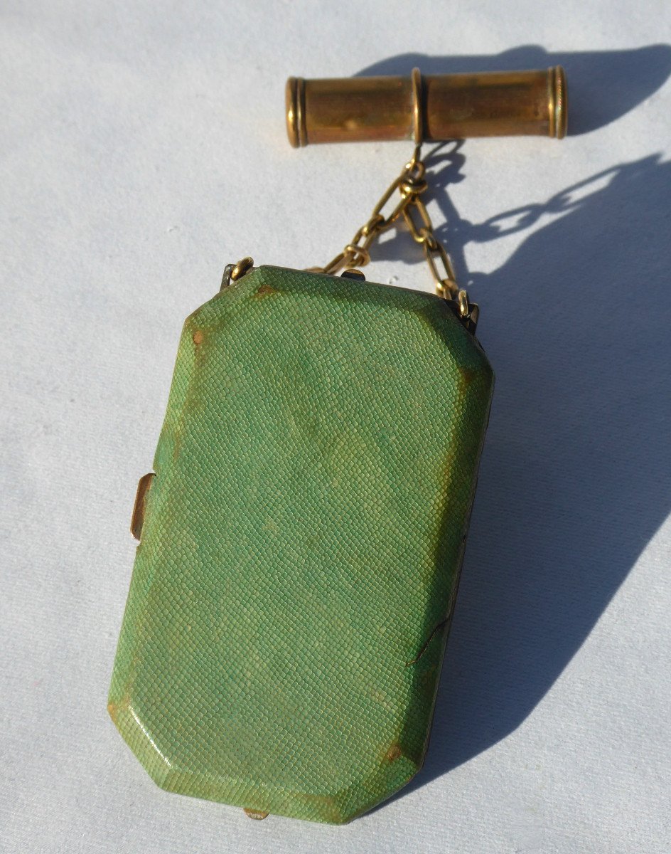 Minaudiere / Poudrier , Epoque Art Deco , Galuchat & Bronze Doré , 1920 Bijou Sac à Main -photo-2