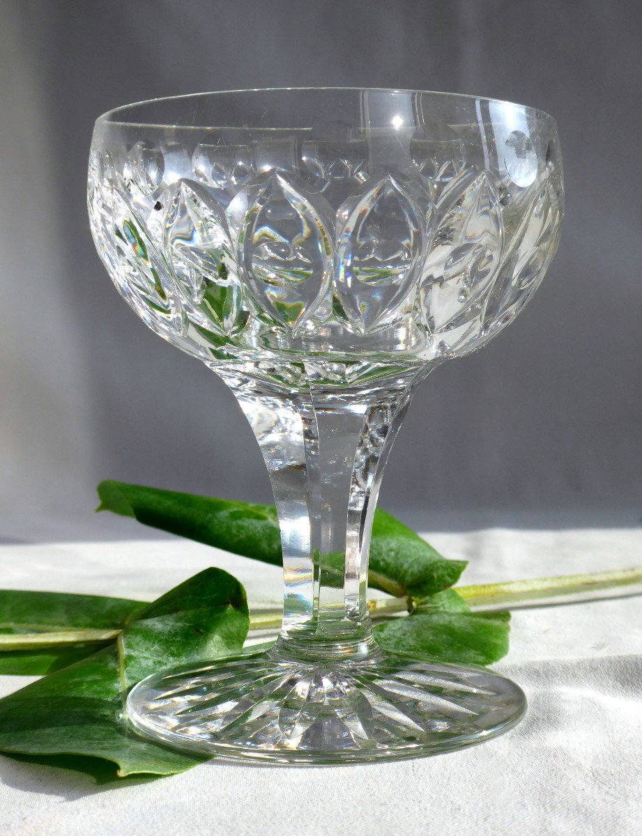 Série De 12 Coupes à Champagne En Cristal De Saint Louis , Coupe / Verre Sur Pied XIXe