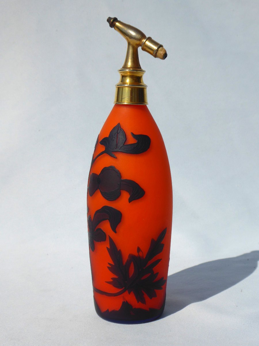 Flacon à Parfum Vaporisateur époque Art Nouveau , Verre Dégagé à l'Acide 1900 Richard Loetz-photo-4