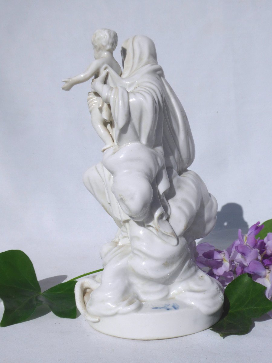 Virgin And Child In German Porcelain, Slaying The Snake , Nineteenth Religious Statue-photo-2