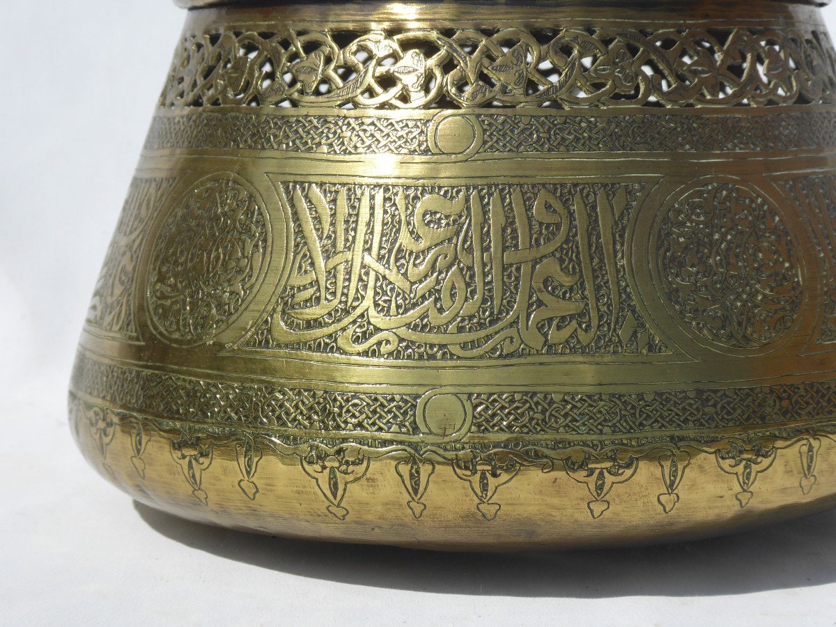 Cache Pot In Brass Islamic Art Late Nineteenth Neo Mameluke Syria Brassware, Thuluht Calligraphy-photo-4
