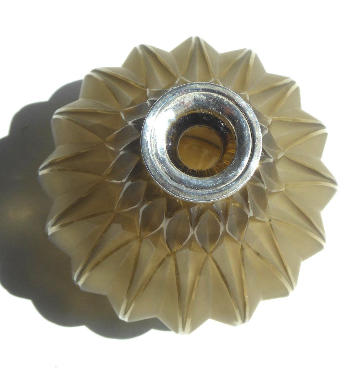 Art Deco Vase In Molded Glass Signed Sabino France, Deco Silver Frame 1920-1930 Enlacement-photo-3
