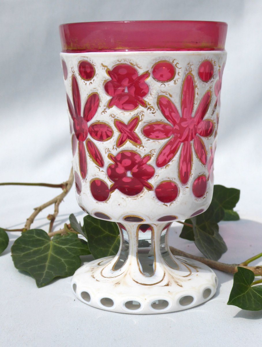 Barfatan Overlay Glass Violets Vase, Nineteenth, Bohemian, Gothic Pink Napoleon III Glass-photo-2