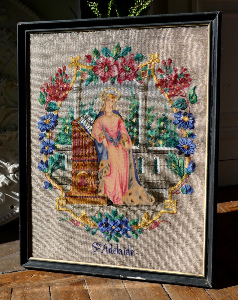Grande Broderie De Perles En Sablé Sainte Adelaide époque Napoleon III Decoration XIXe peinture