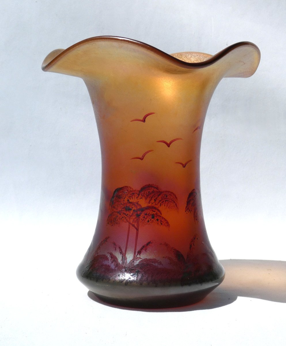 Vase Irisé Décor Orientaliste En Verre Emaillé ,  Beyermann And Co Haida , Loetz Vessiere 1900