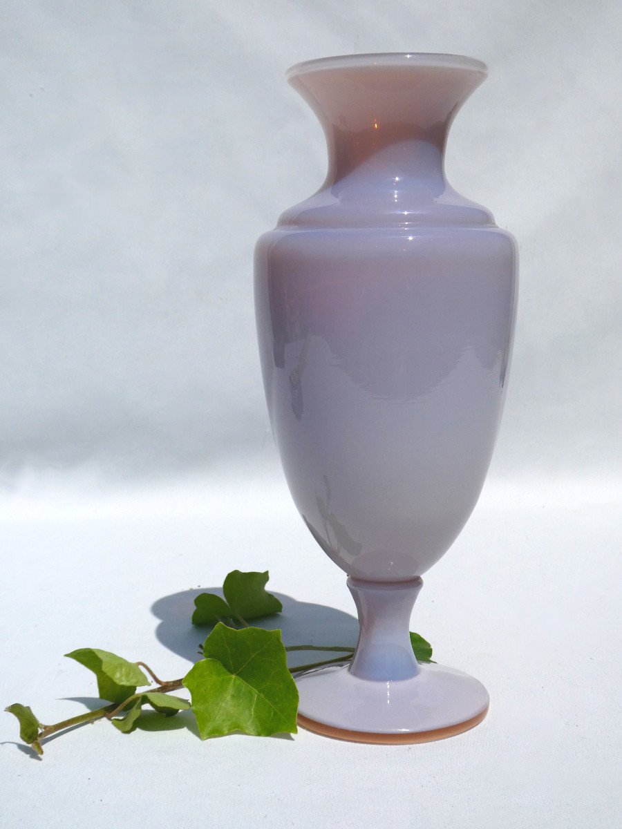 Vase Balustre En Opaline De Cristal Couleur Mauve Agate , Signé Sevres , Style Charles X-photo-1