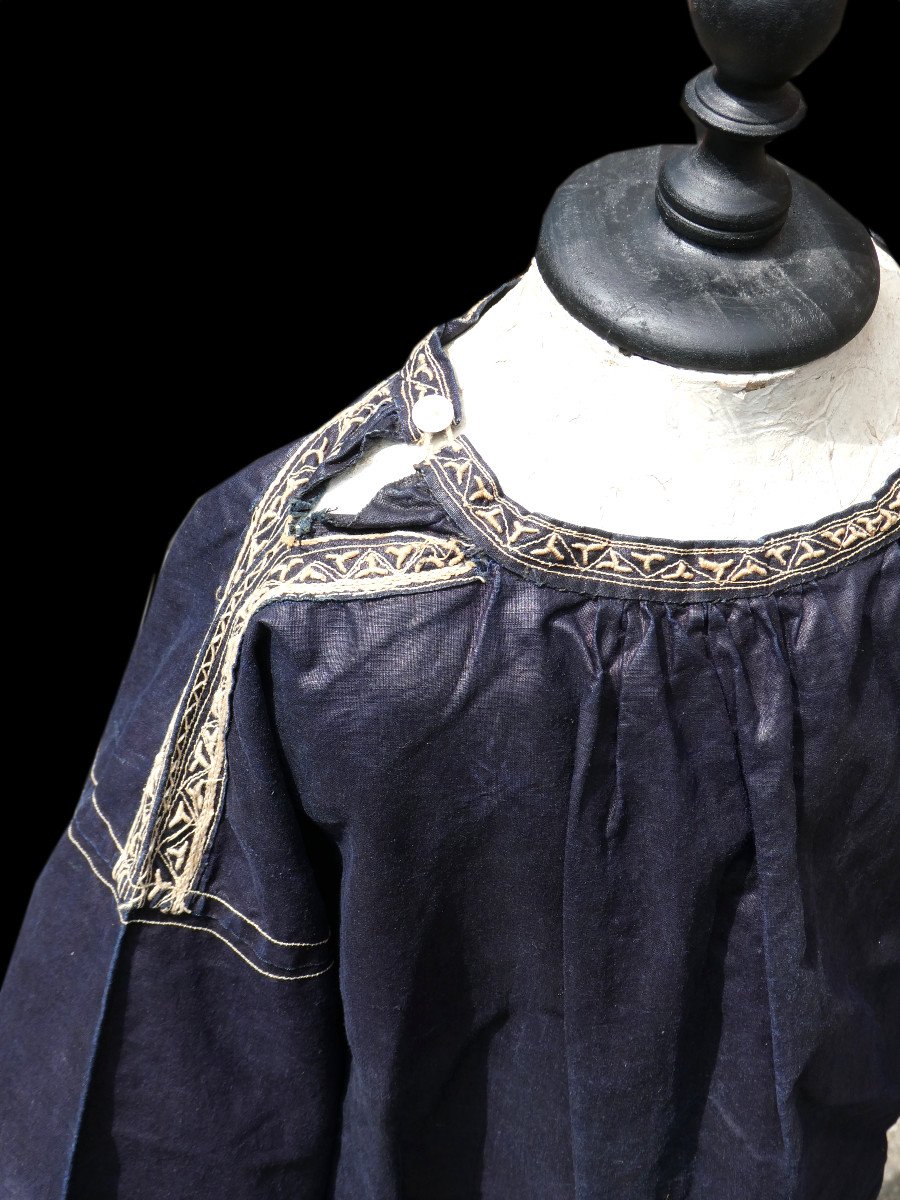 Blaude / Biaude d'Enfant Costume Folklorique Normand , Blouse Brodée De Fête En Lin Glacé XIXe-photo-2