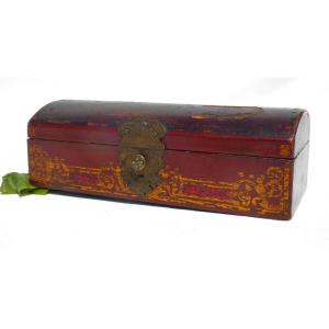 18th Century Needle Box, Toiletry Box, European Lacquer Sang De Boeuf, Fashion