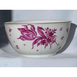 Large Meissen Porcelain Bowl / Salad Bowl Circa 1730, Floral Rose Decor, Kakiemon