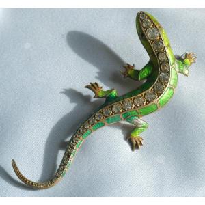 Naturalist Brooch Art Nouveau Period, Enameled Bronze, Salamander Lizard Decor Around 1890 