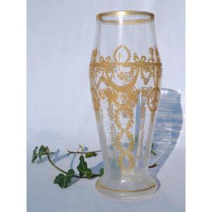 Vase Balustre Epoque Napoleon III Style Louis XVI , XIXe Dorure , Verre Gravé Baccarat