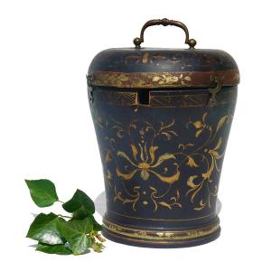 Japanese Lacquer Teapot Box, 18th Century Wooden Case, Asia / Japan, Tea Box