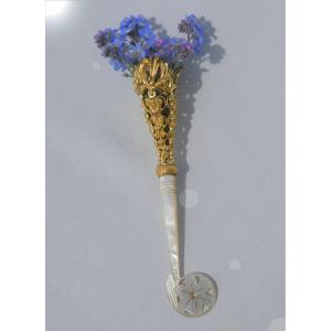 Napoleon III Period Ball Bouquet Holder, 19th Century Object Of Virtues, Mother-of-pearl & Pomponne Evening Jewel