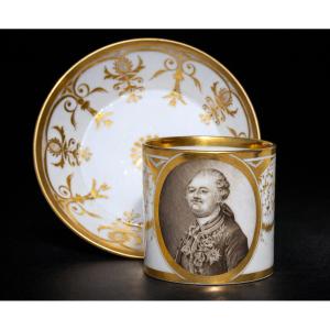 Tasse Litron & Sa Sous Tasse , Decor En Grisaille , Portrait du Roi Louis XVI , Paris , XIXe 