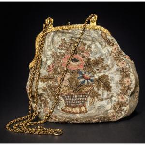 Bag / Reticule, Period 1820, Etruscan Frame, Embroidery, Basket Of Flowers, Purse