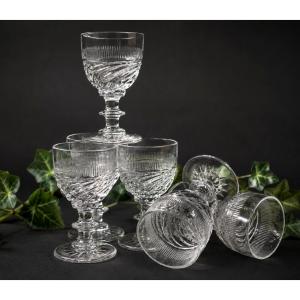 Serie de 6 verres En cristal Taillé & Moulé de Baccarat , Epoque Charles X , Style Empire 1800 