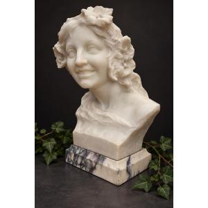 Buste En Marbre Style Art Nouveau , Jeune Femme , Signé Pugi 1900