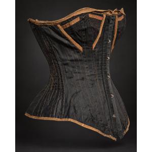 Corset, 19th-century Lingerie, Fashion Circa 1890, Fashionable Undergarments, Belle époque, Black Satin