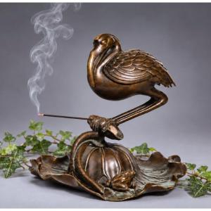 Japanese Incense Burner In Patinated Bronze, Ibis On A Lotus & Frog – Meiji Period, 19th Century