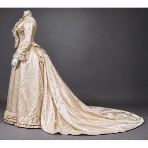 Ivory Silk Satin Wedding Dress, Beaded & Lace, Circa 1885–1890, 19th Century, Tournure