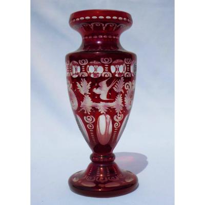 Vase &agrave; Bulbe  Jacinthe &eacute;poque Napol&eacute;on III , Cristal De Boheme , Rouge Grenat XIXe