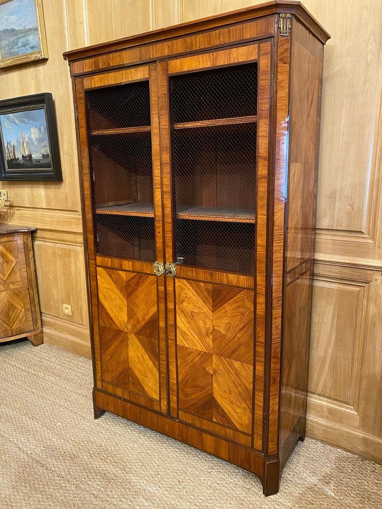 Biblioth&egrave;que d&rsquo;&eacute;poque Louis XVI en placage de marqueterie de bois de rose-photo-3