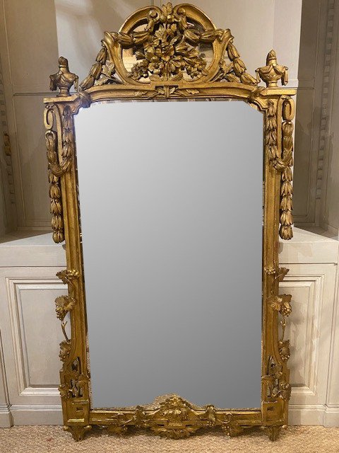 Important 18th Century Mirror, Richly Carved And Gilded-photo-3