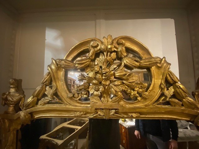 Important 18th Century Mirror, Richly Carved And Gilded-photo-4