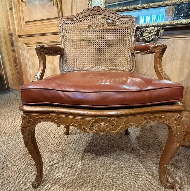Paire de fauteuils cannés d’époque Régence en hêtre finenement sculptés-photo-2