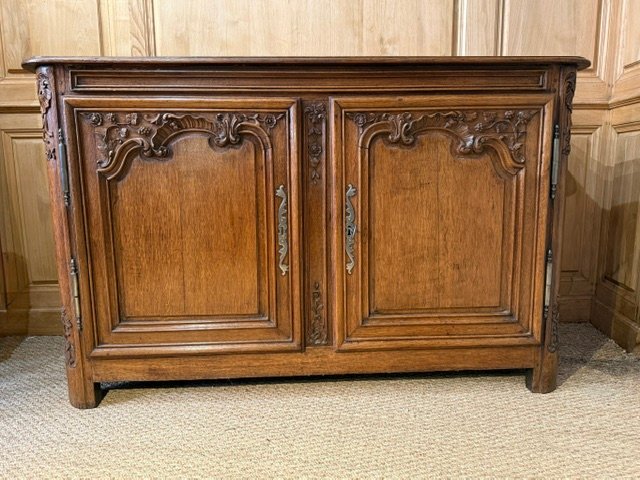 Elegant 18th Century Woodwork Buffet Opening With Two Wide Oak Doors-photo-3