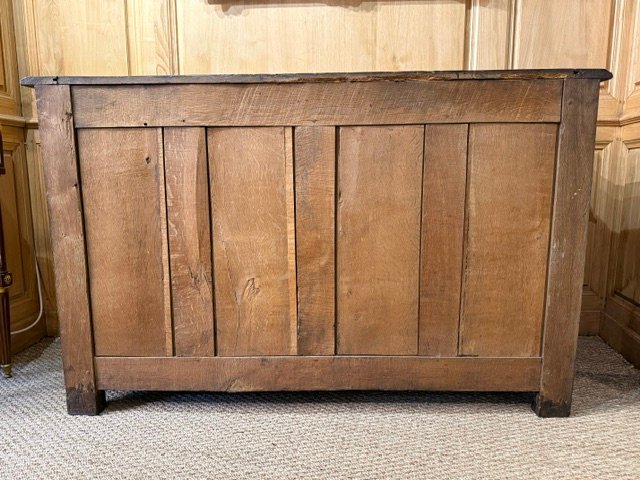 Elegant 18th Century Woodwork Buffet Opening With Two Wide Oak Doors-photo-1