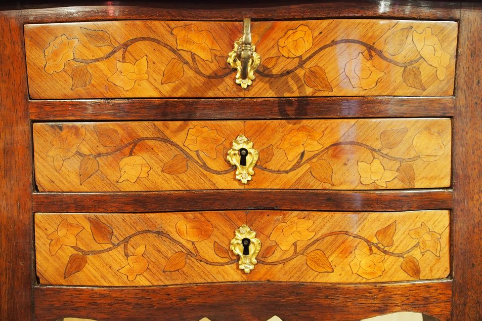 Table &agrave; toutes faces d&rsquo;&eacute;poque Louis XV-photo-3