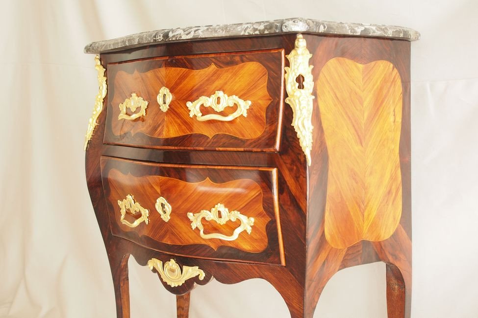 Petite commode d’entre deux d’époque Louis XV-photo-2