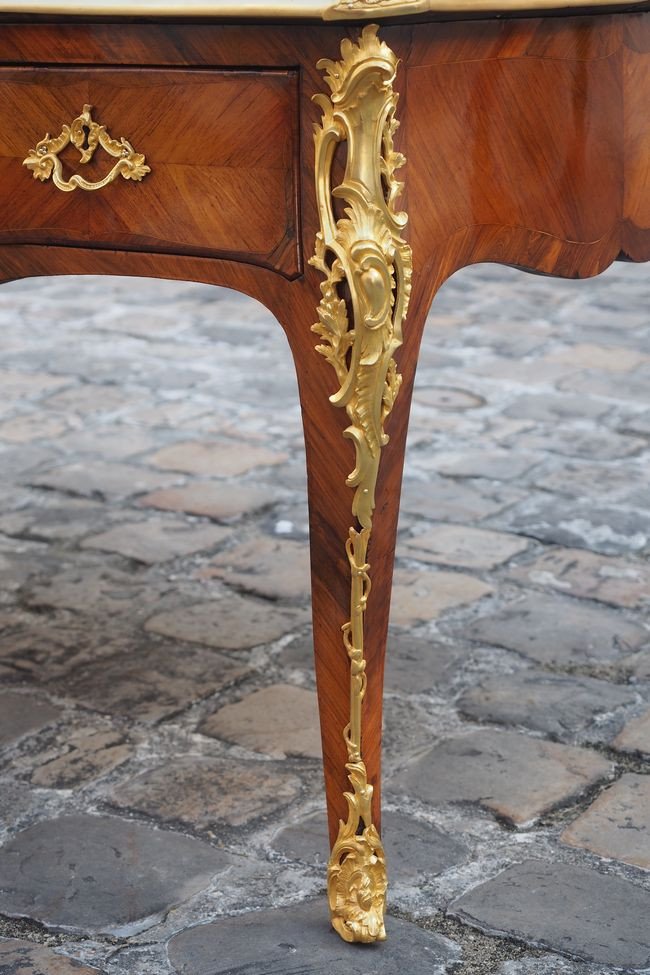 Grand bureau plat parisien d&rsquo;&eacute;poque Louis XV-photo-4