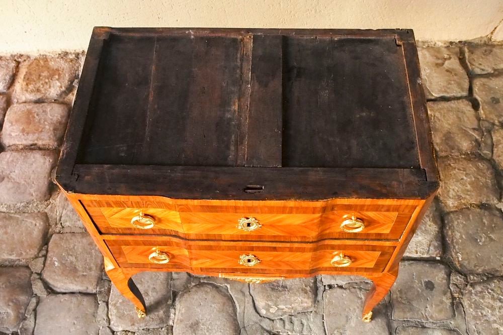 Ravissante petite commode d’entre deux , d’époque transition Louis XV - Louis Louis XVI-photo-7