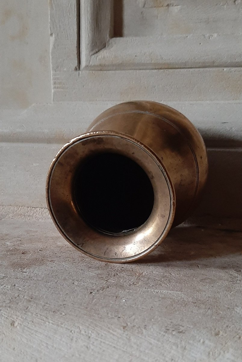 Small Pot, 17th Century.-photo-3