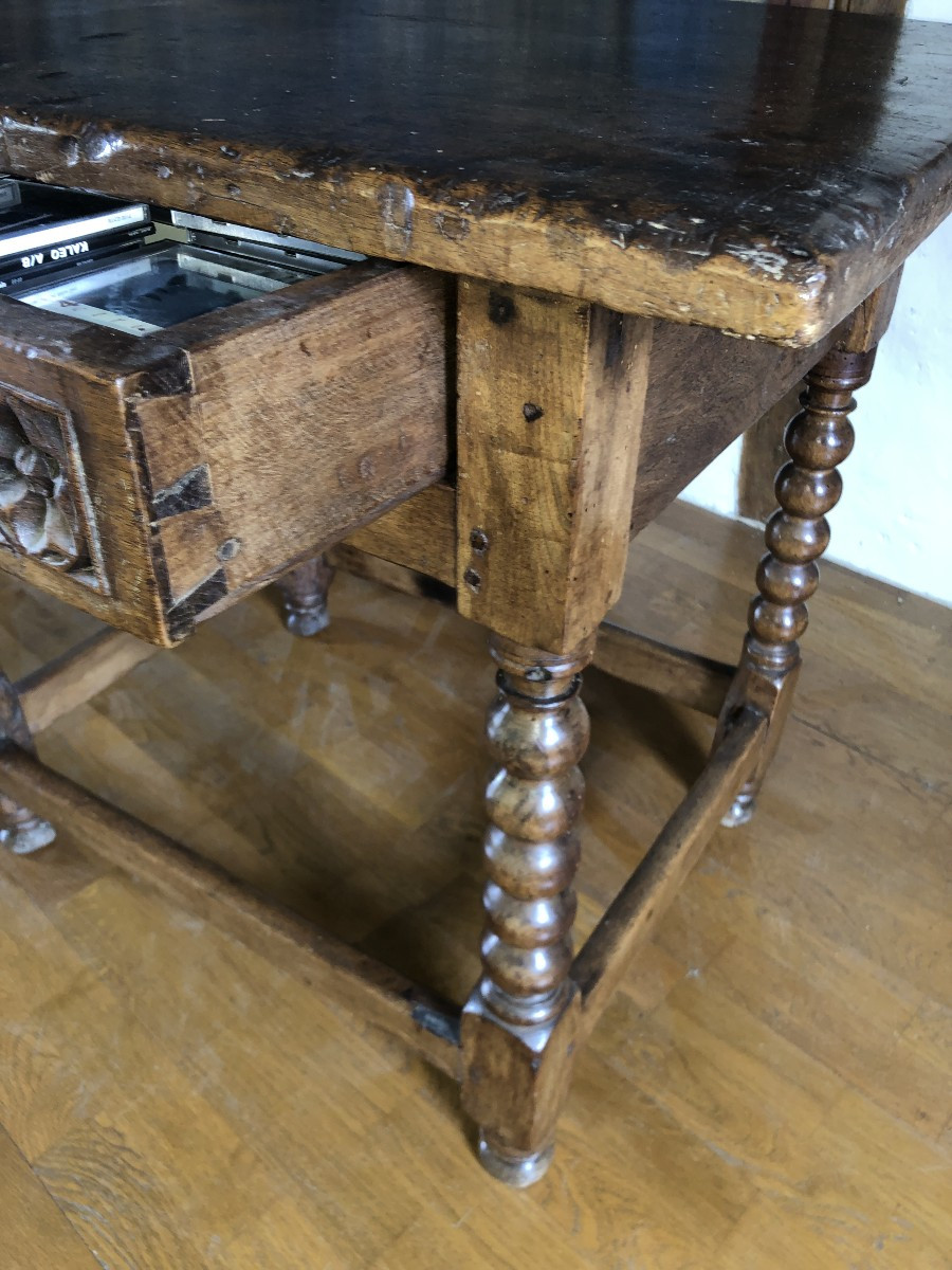 Small Table, 17th Century.-photo-2