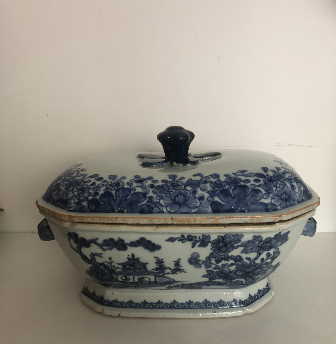 Chinese Terrine, 18th Century.