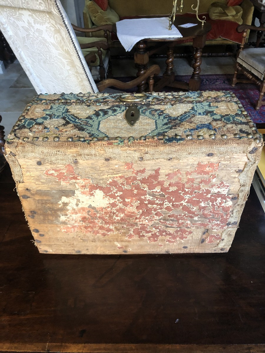 Casket, 18th Century.-photo-6