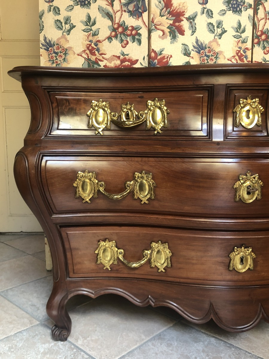 Chest Of Drawers, 18th Century.-photo-3