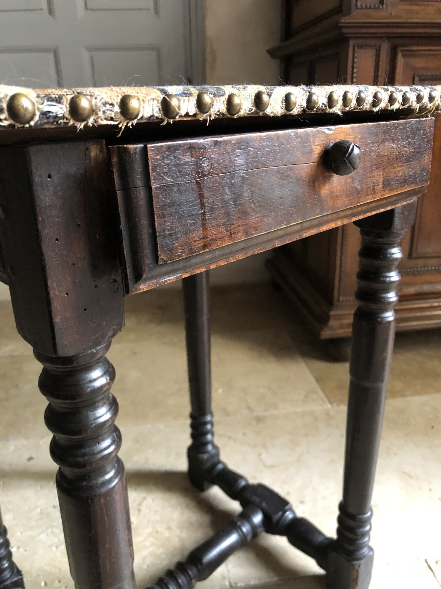Small Table, 17th Century.-photo-1