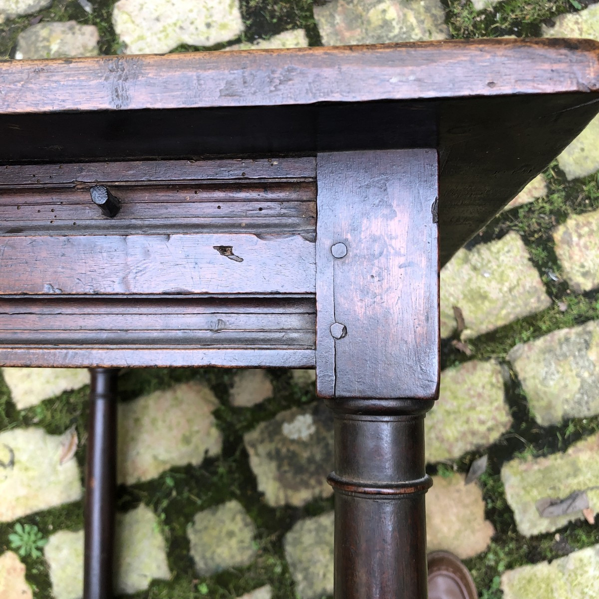 Table Henri II-photo-4