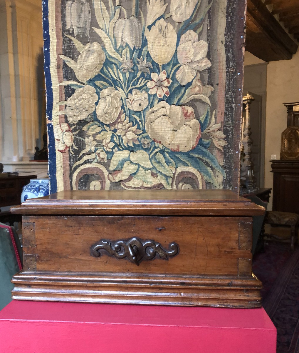Casket, 17th Century.-photo-2