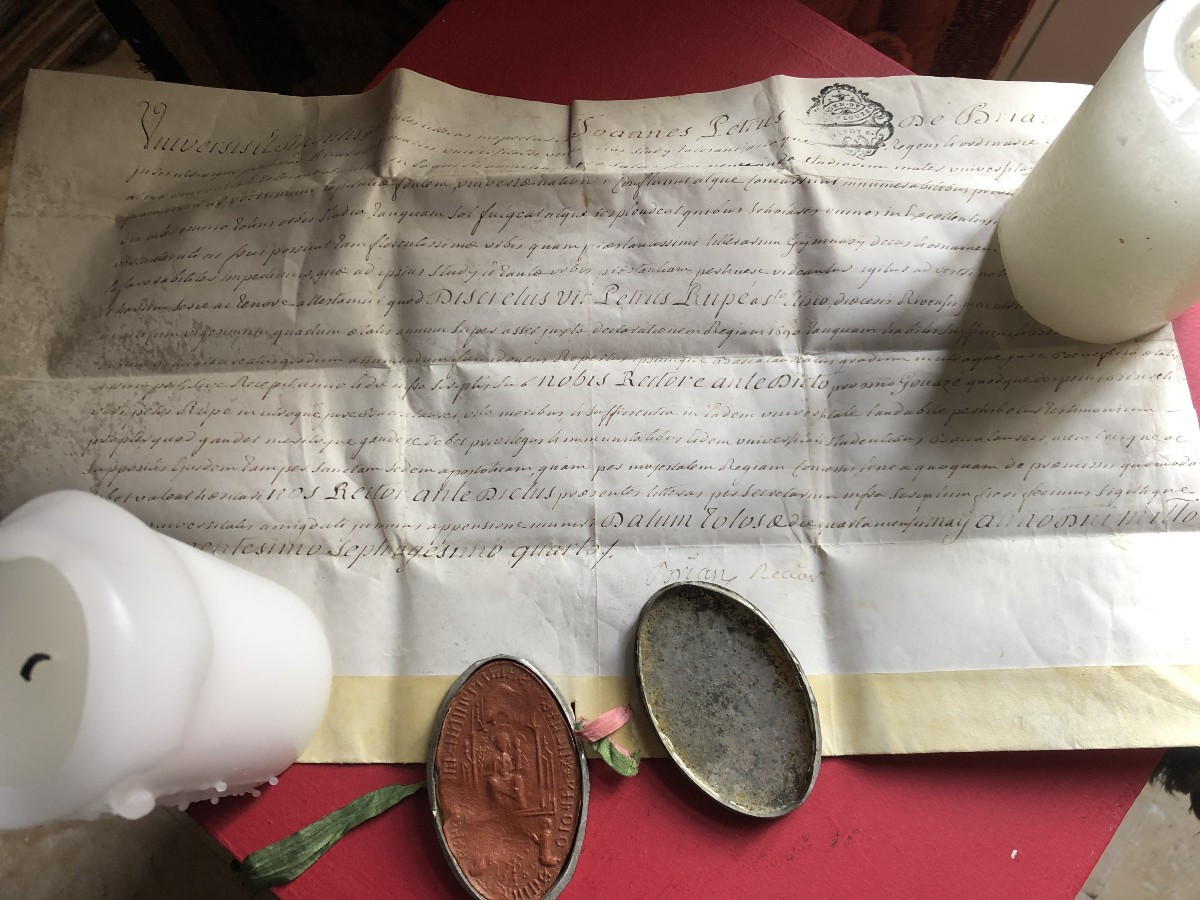Decret Sur Velin XVIIIème .