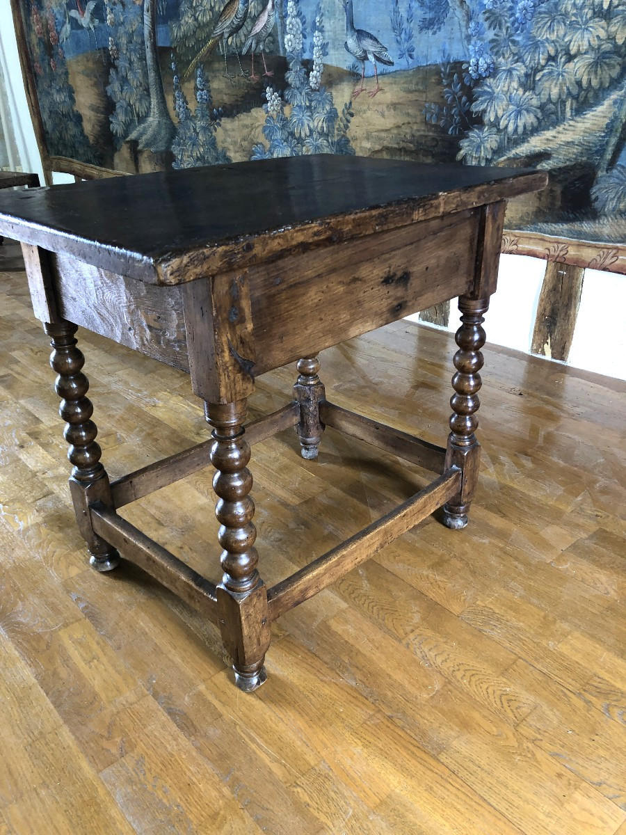 Petite table, XVIIème .-photo-1