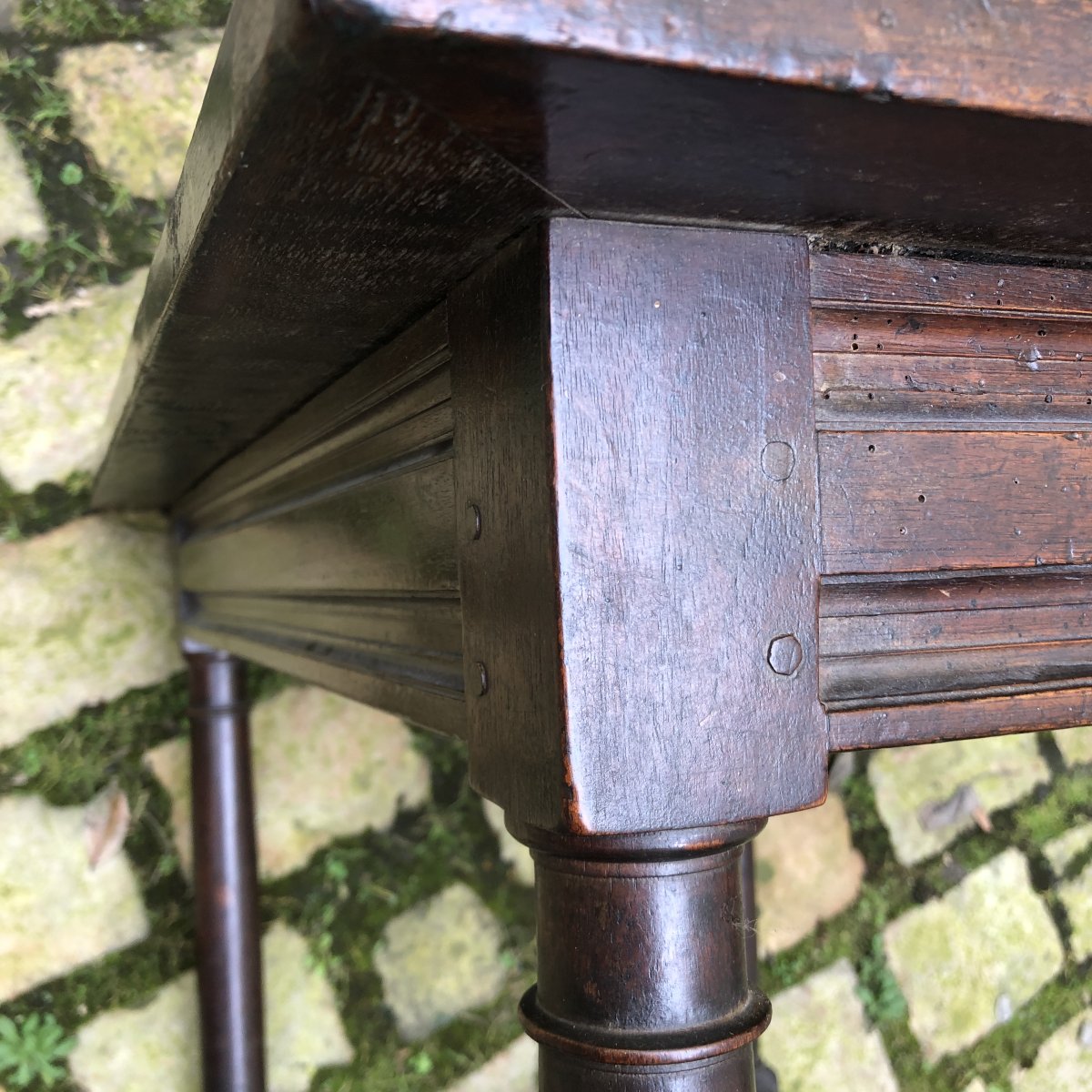 Table XVIème siècle .-photo-5